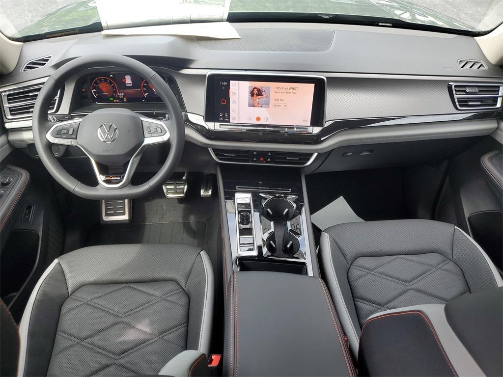 new 2025 Volkswagen Atlas car, priced at $40,282