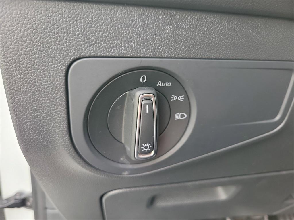 used 2022 Volkswagen Tiguan car, priced at $21,595
