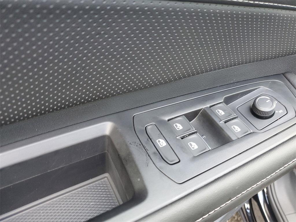 new 2026 Volkswagen Atlas car, priced at $44,809