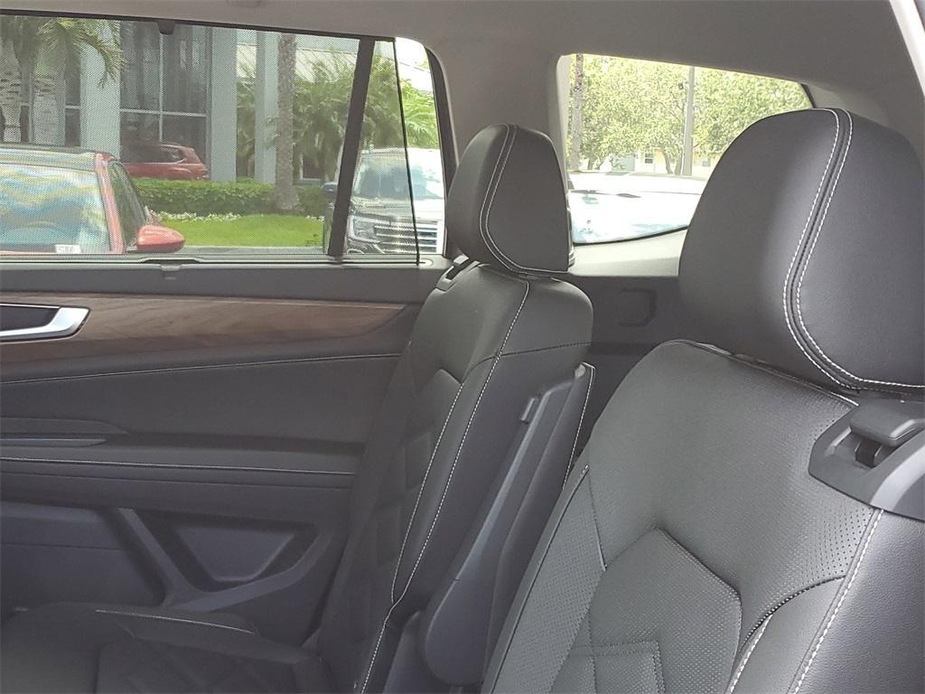new 2025 Volkswagen Atlas car, priced at $46,246