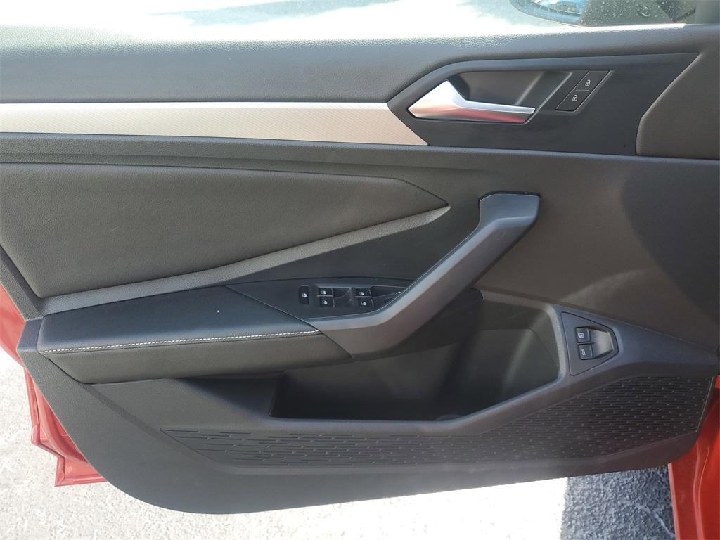 used 2024 Volkswagen Jetta car, priced at $20,995