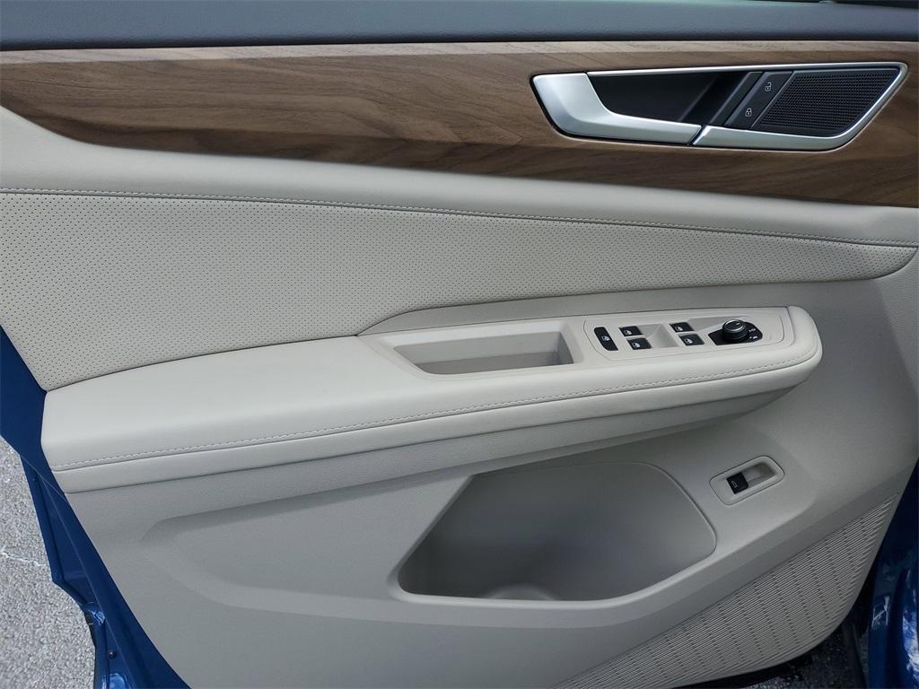 new 2025 Volkswagen Atlas car, priced at $39,513