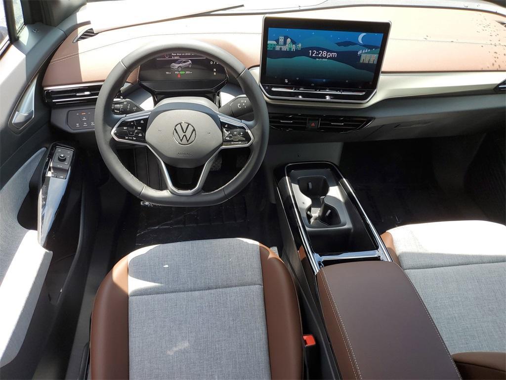 new 2025 Volkswagen ID.4 car, priced at $51,161