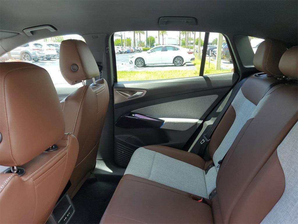 new 2025 Volkswagen ID.4 car, priced at $51,161
