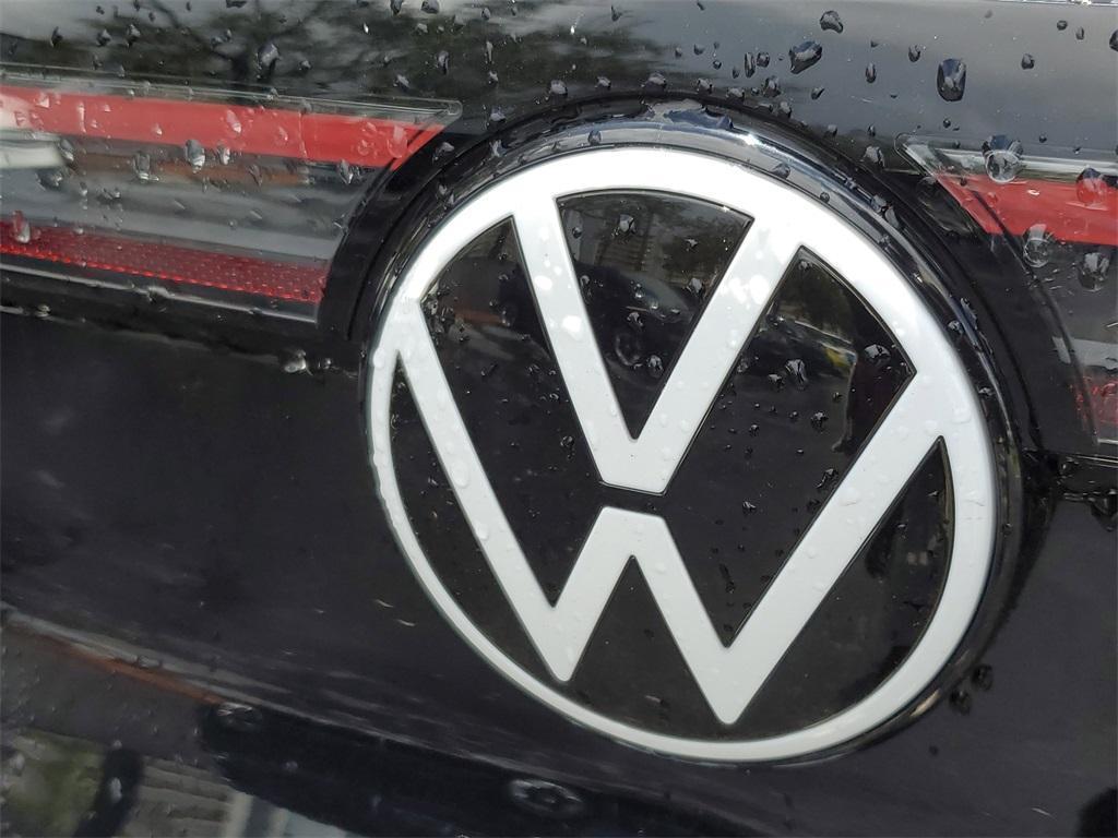 new 2025 Volkswagen ID.4 car, priced at $51,161