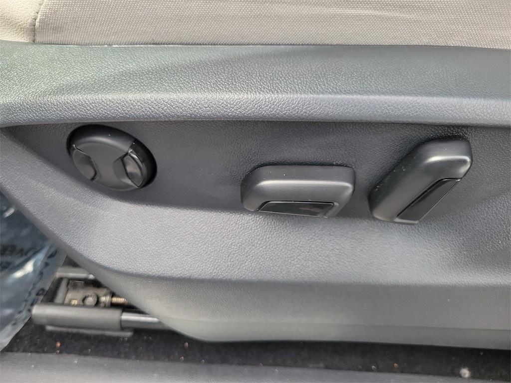 used 2021 Volkswagen Tiguan car, priced at $21,795