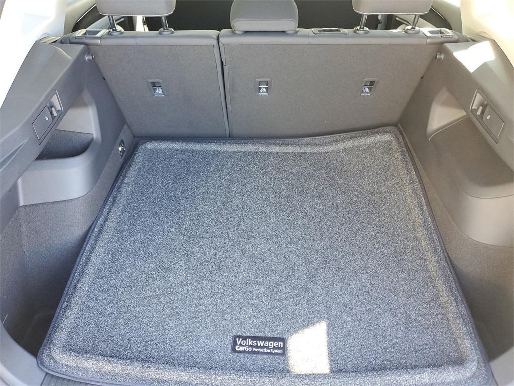 new 2025 Volkswagen Tiguan car, priced at $27,946