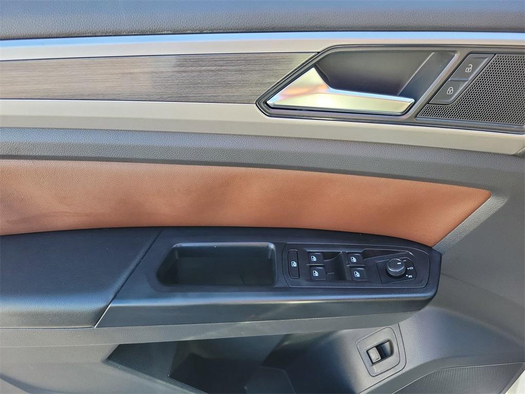 used 2021 Volkswagen Atlas car, priced at $21,998