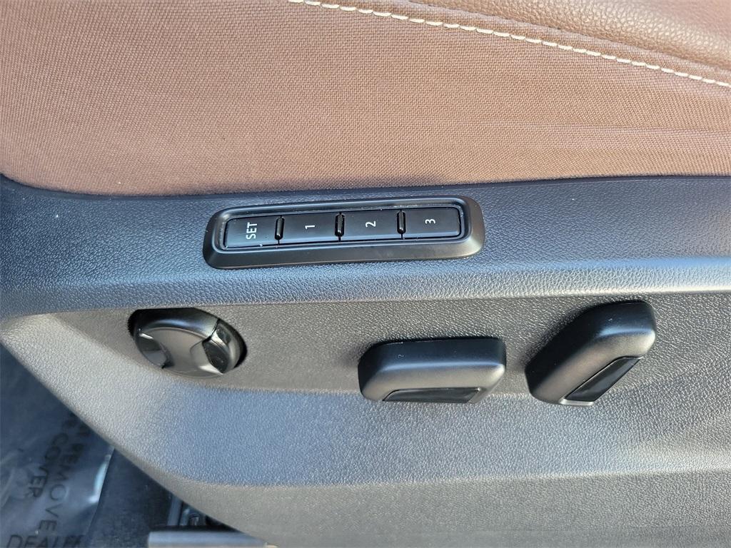 used 2021 Volkswagen Atlas car, priced at $21,998