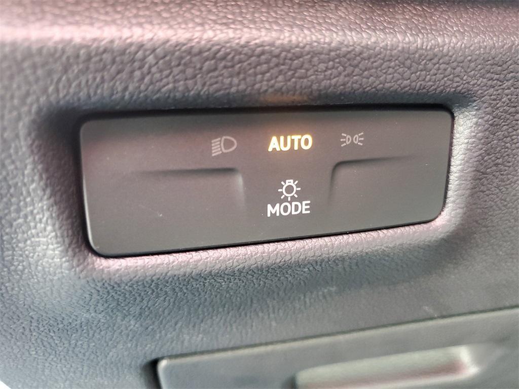 new 2025 Volkswagen Tiguan car, priced at $29,446