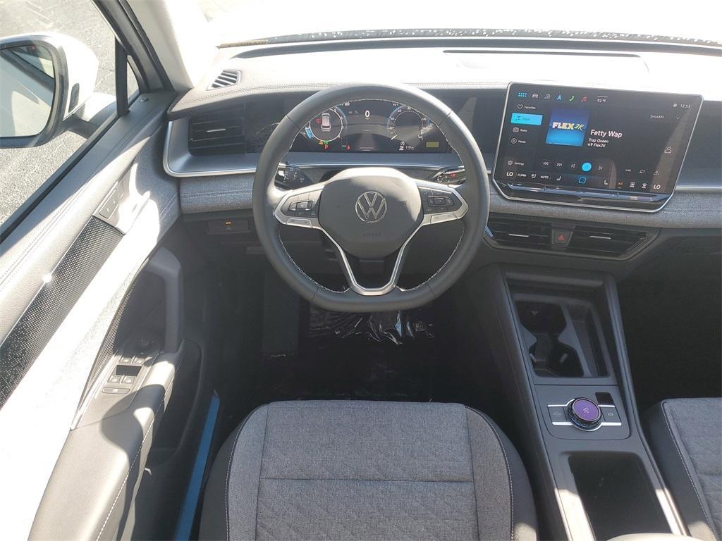 new 2025 Volkswagen Tiguan car, priced at $29,446