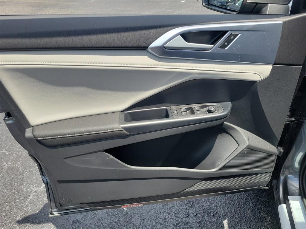 new 2025 Volkswagen Taos car, priced at $28,852