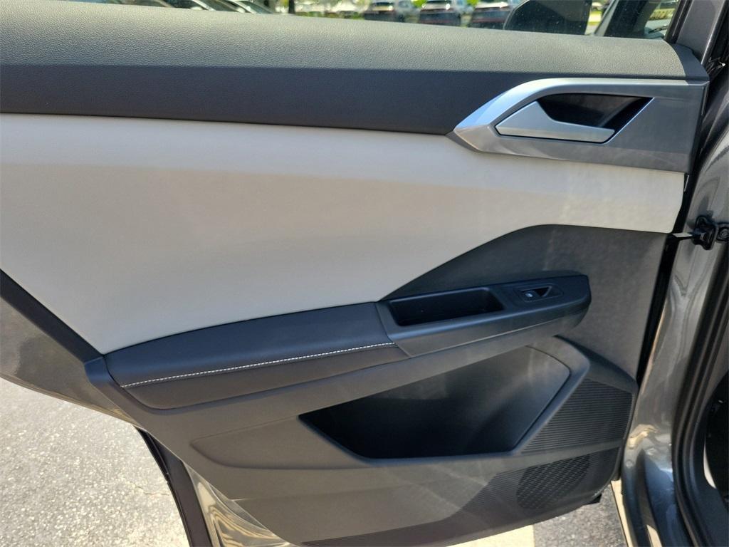new 2025 Volkswagen Taos car, priced at $37,216