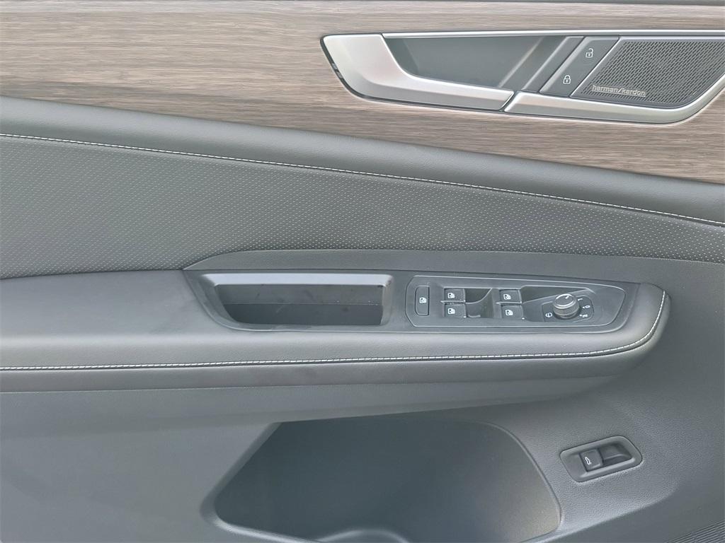 new 2026 Volkswagen Atlas car, priced at $53,657