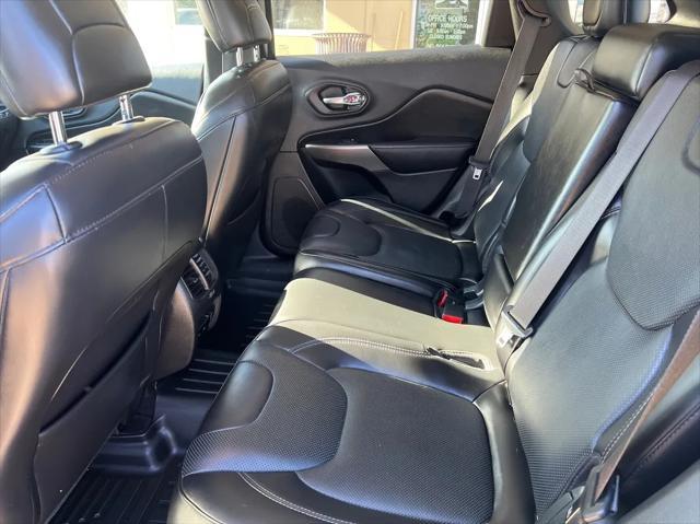 used 2019 Jeep Cherokee car, priced at $18,989