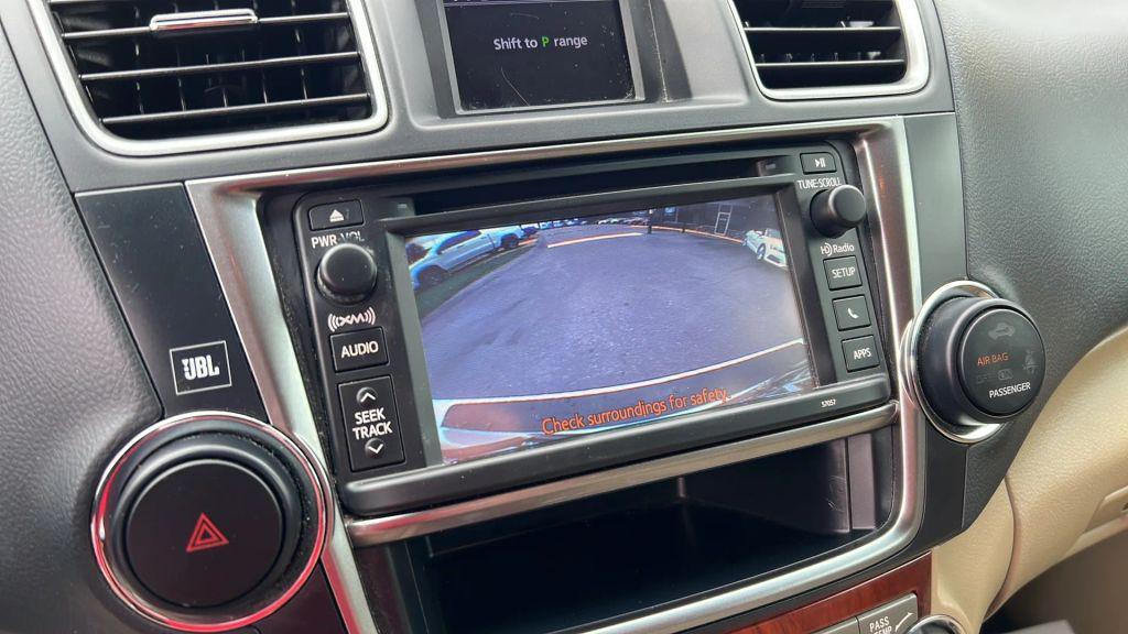 used 2013 Toyota Highlander car, priced at $9,980