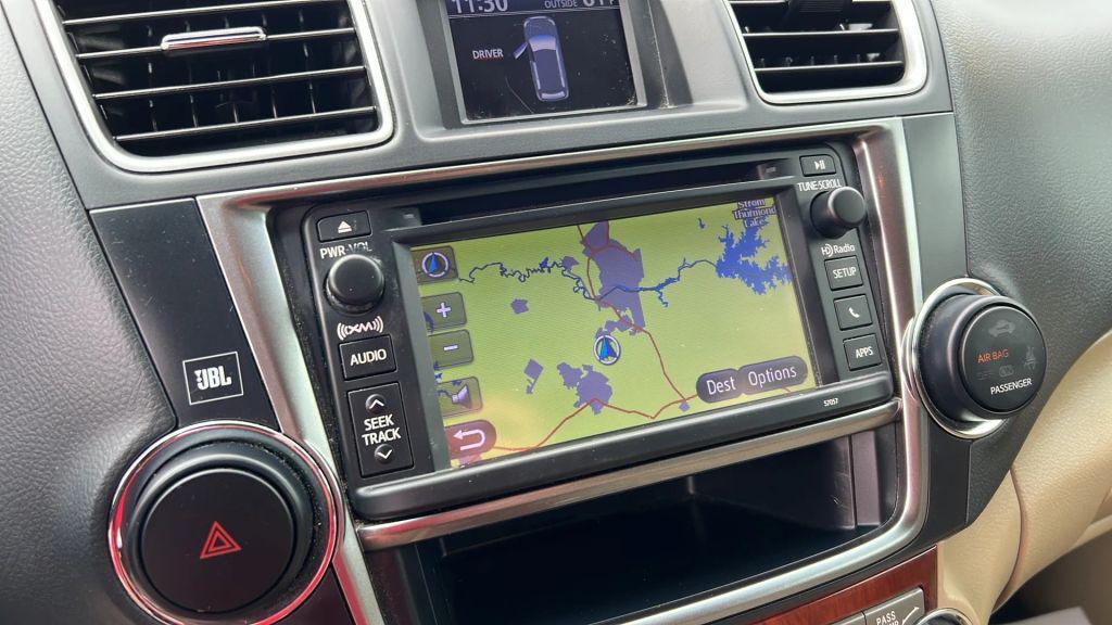 used 2013 Toyota Highlander car, priced at $9,980