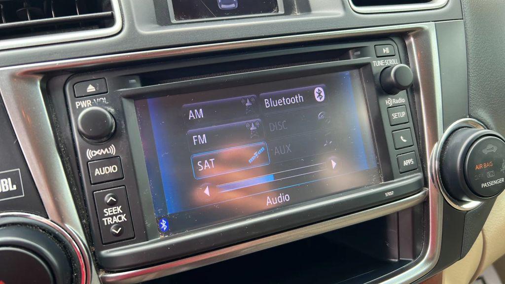 used 2013 Toyota Highlander car, priced at $9,980
