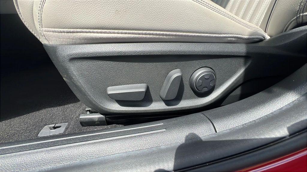 used 2022 Genesis G70 car, priced at $34,980