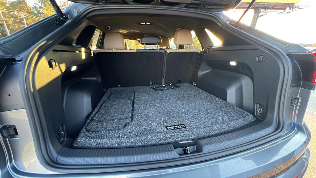 used 2024 Volkswagen Atlas Cross Sport car, priced at $29,980