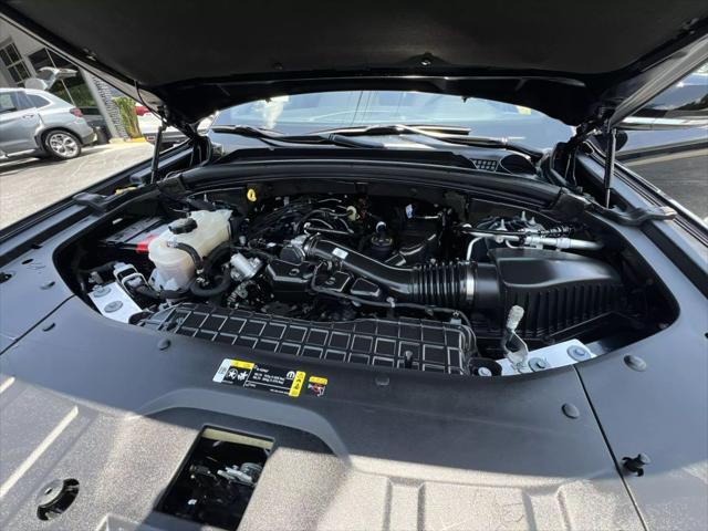 used 2023 Jeep Grand Cherokee car, priced at $35,980