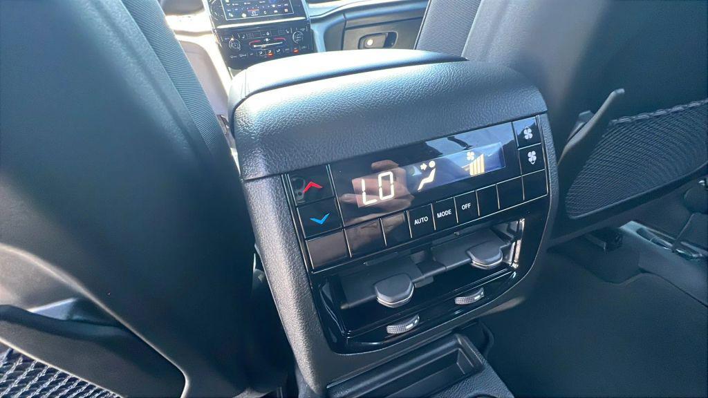 used 2024 Jeep Grand Cherokee L car, priced at $35,980