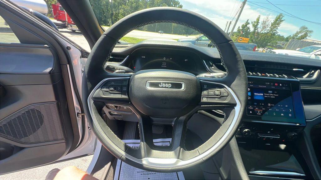 used 2024 Jeep Grand Cherokee L car, priced at $35,980