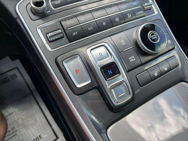 used 2022 Hyundai Santa Fe car, priced at $27,980