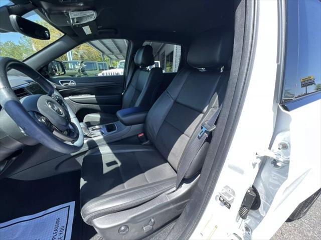 used 2022 Jeep Grand Cherokee car, priced at $29,980