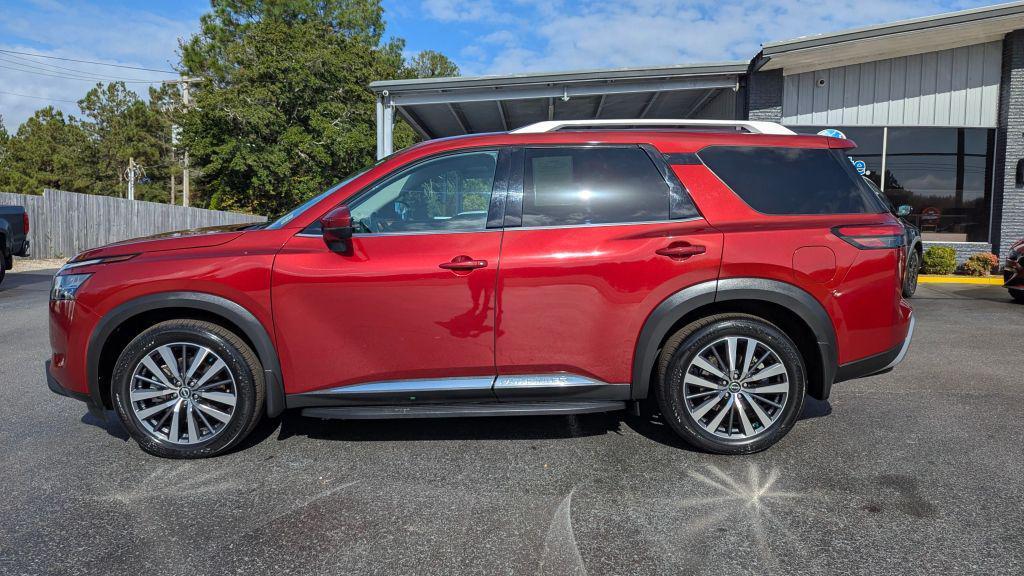 used 2022 Nissan Pathfinder car, priced at $36,980