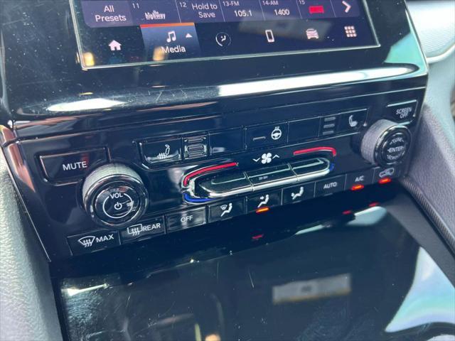 used 2024 Jeep Grand Cherokee L car, priced at $38,980