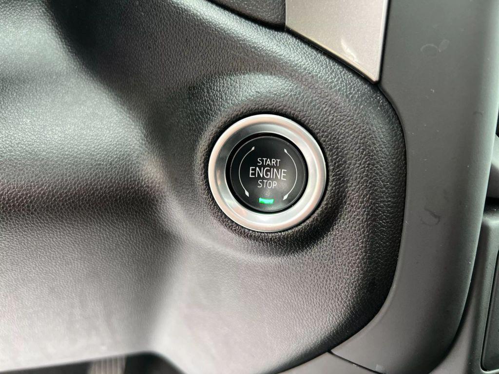 used 2025 GMC Sierra 1500 car, priced at $41,301
