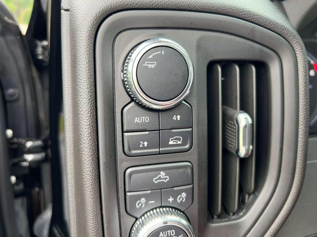 used 2025 GMC Sierra 1500 car, priced at $41,301