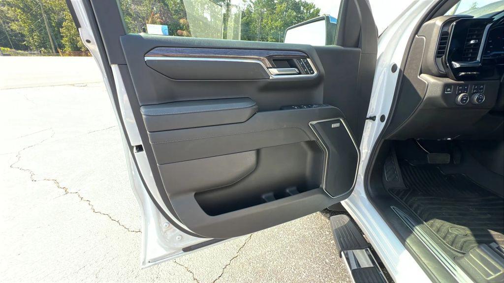 used 2025 Chevrolet Silverado 1500 car, priced at $58,980