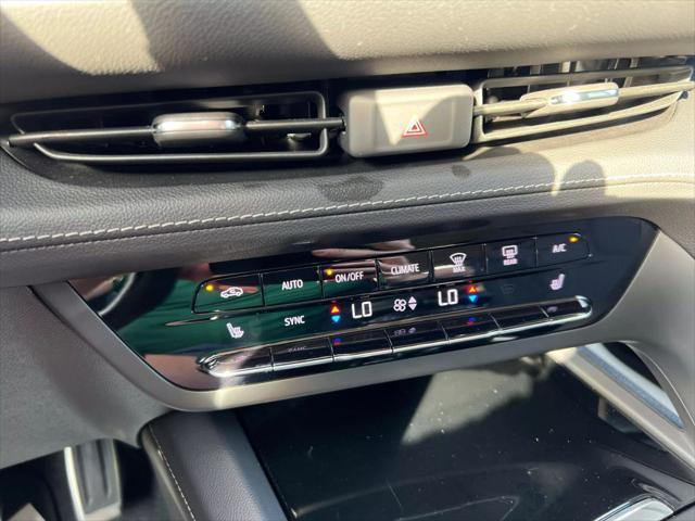 used 2023 Buick Envision car, priced at $28,980