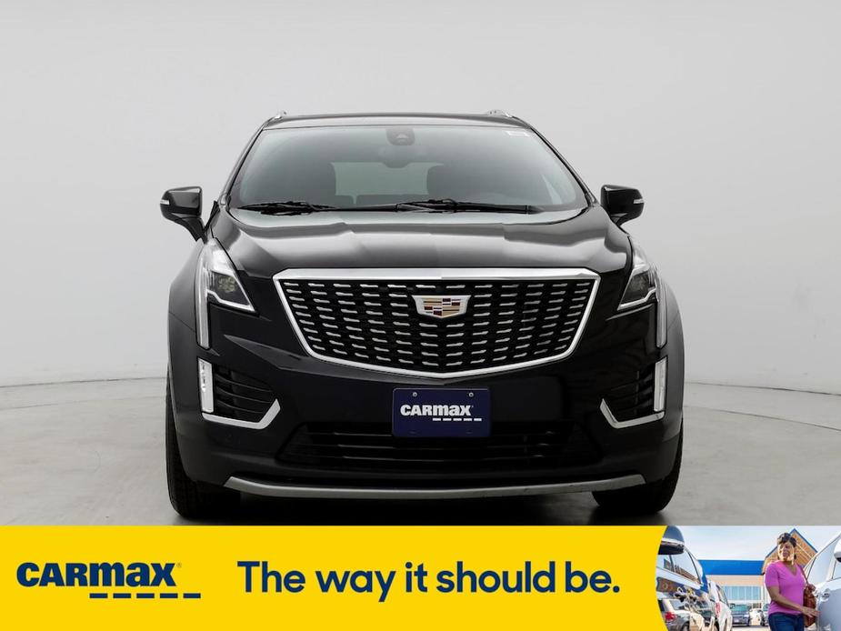 used 2023 Cadillac XT5 car, priced at $32,998