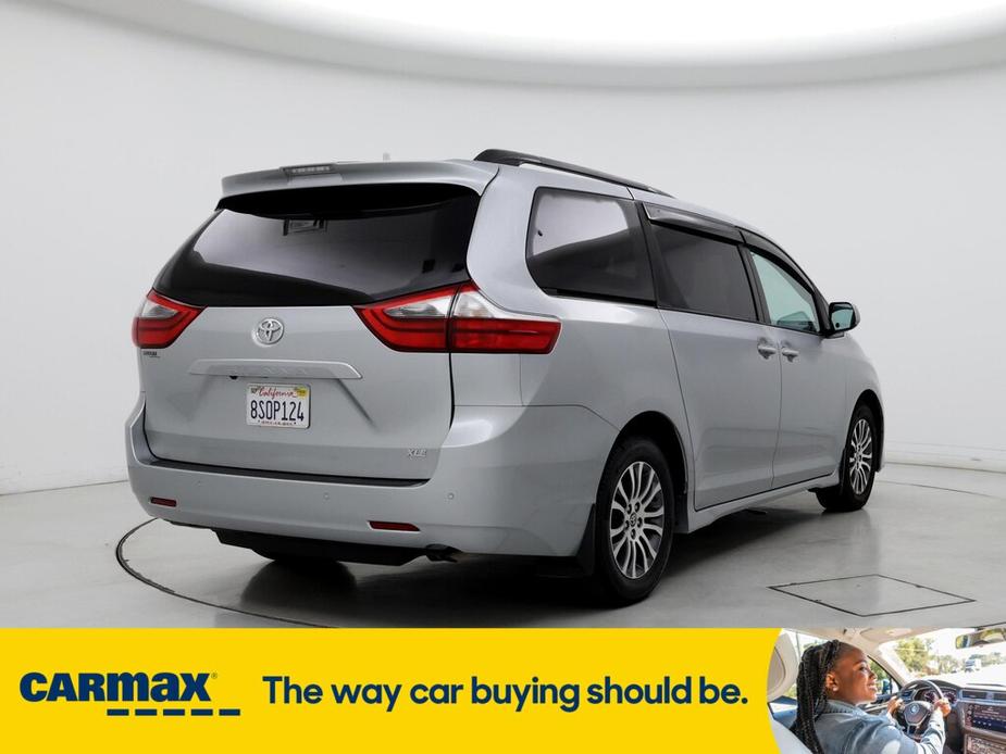 used 2020 Toyota Sienna car, priced at $30,998