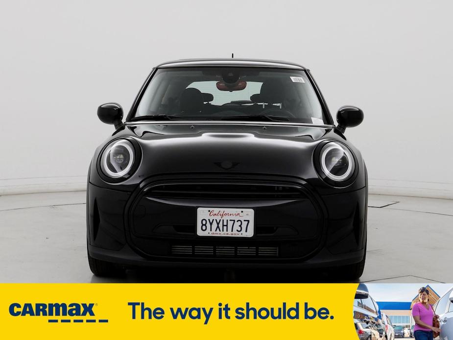 used 2022 MINI Hardtop car, priced at $22,998