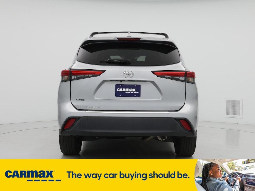 used 2020 Toyota Highlander car, priced at $33,998
