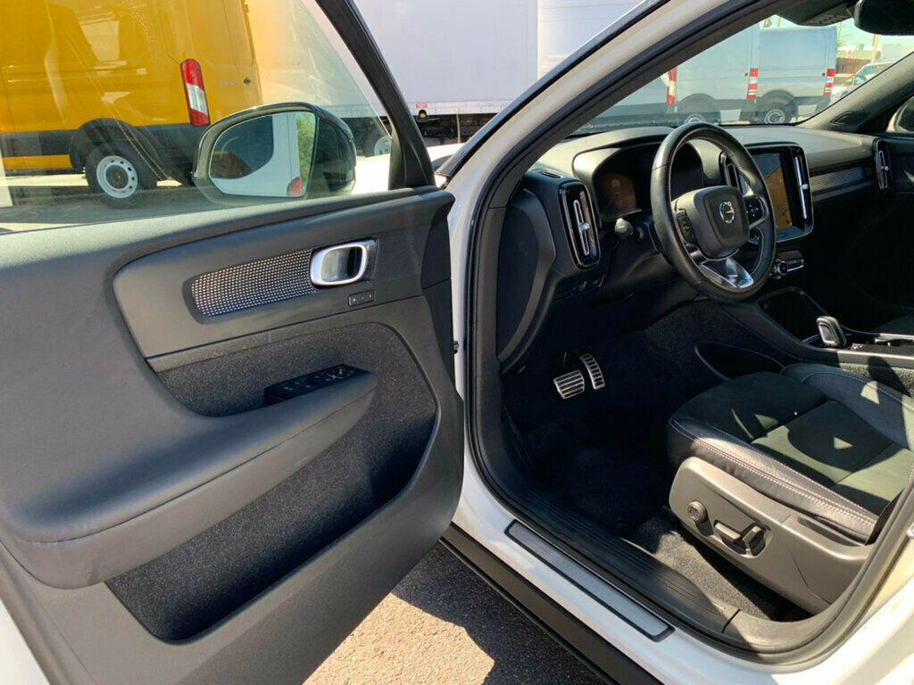 used 2021 Volvo XC40 Recharge Pure Electric car, priced at $19,500
