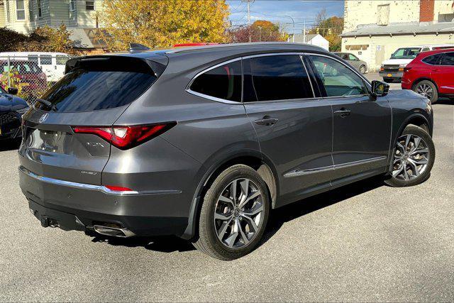 used 2022 Acura MDX car, priced at $41,500