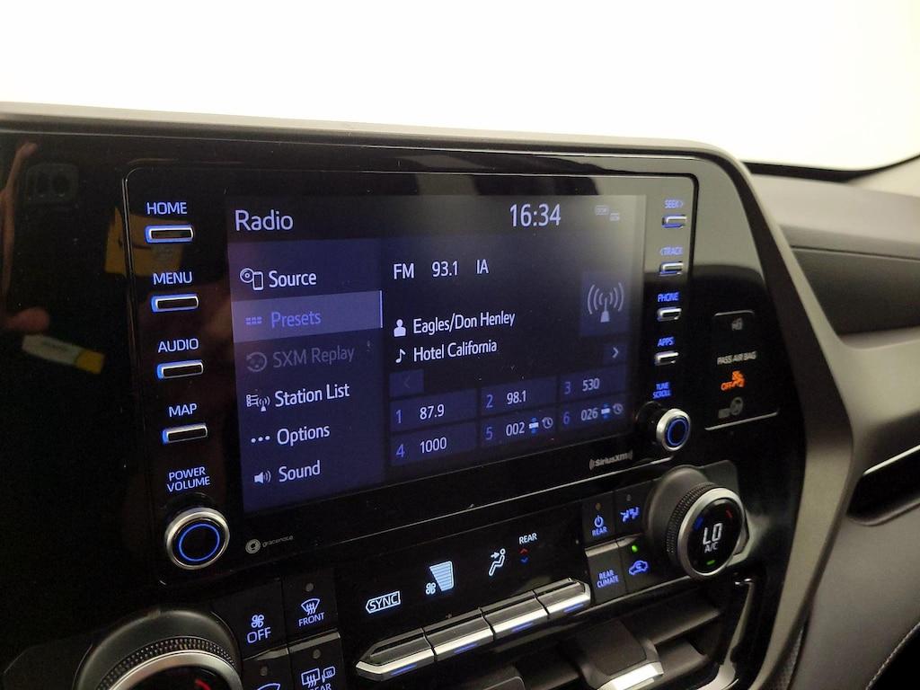 used 2021 Toyota Highlander car, priced at $29,998