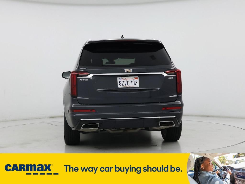 used 2022 Cadillac XT6 car, priced at $37,998