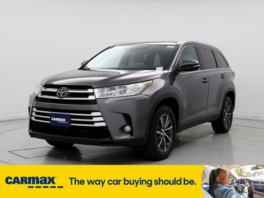 used 2019 Toyota Highlander car, priced at $26,998