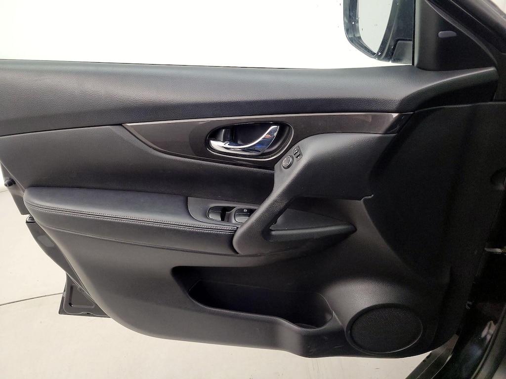 used 2017 Nissan Rogue car, priced at $12,998