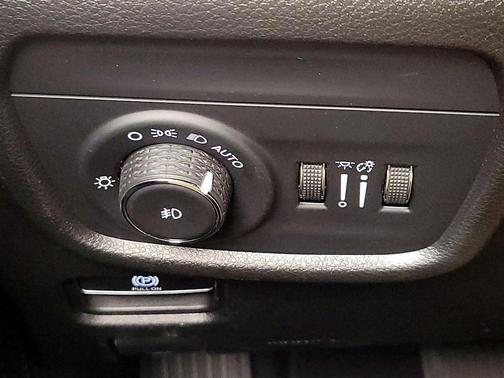 used 2023 Jeep Grand Cherokee car, priced at $31,998