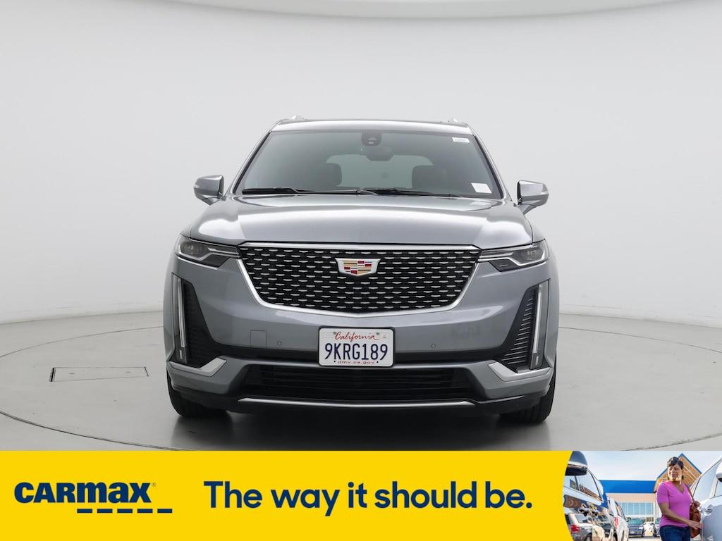 used 2024 Cadillac XT6 car, priced at $43,998