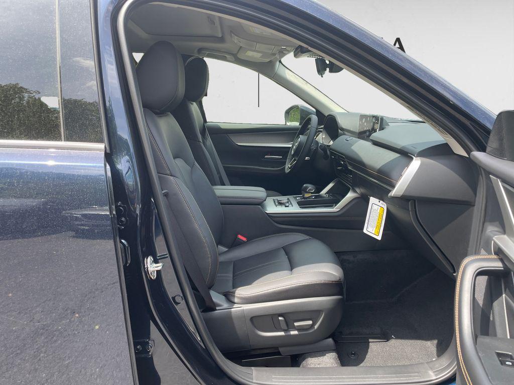 new 2025 Mazda CX-90 car, priced at $43,225