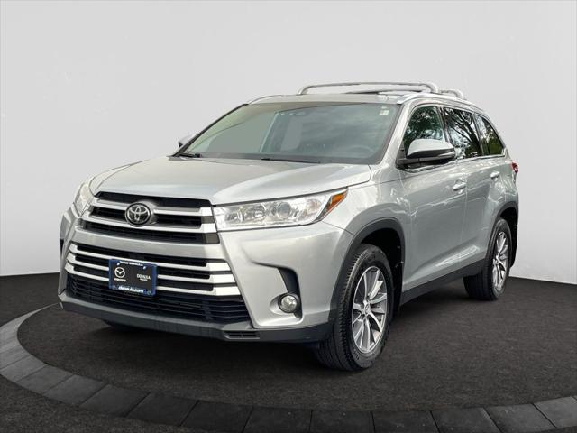 used 2019 Toyota Highlander car, priced at $26,900