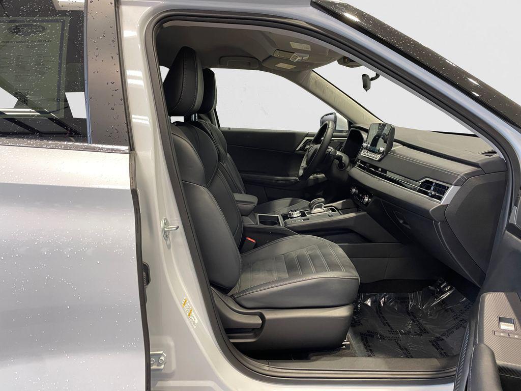 used 2024 Mitsubishi Outlander PHEV car, priced at $28,450